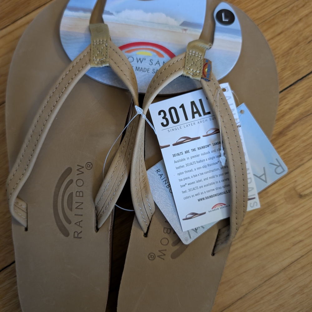 Rainbow Woman's L, Size: 7.5-8.5 Sierra Brown Sandals